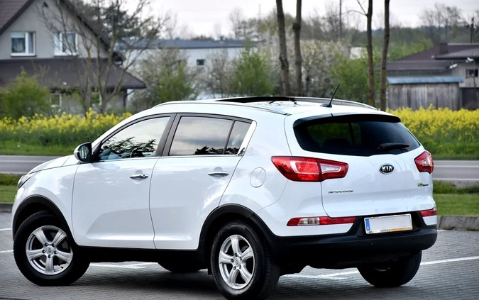 Kia Sportage cena 39900 przebieg: 161000, rok produkcji 2011 z Jasień małe 781